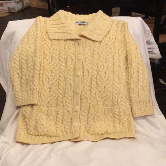 100 percent Merino Wool - Picture 3 of 3